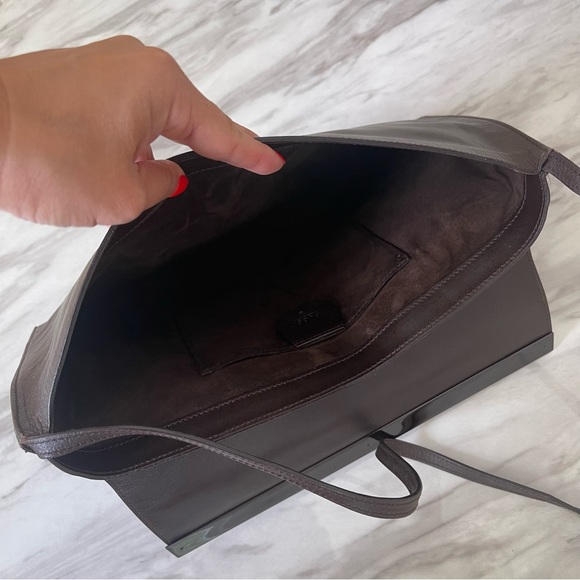 Rare GUCCI Metal Trim Brown Envelope Bag with Shoulder Strap - Picture 16 of 16